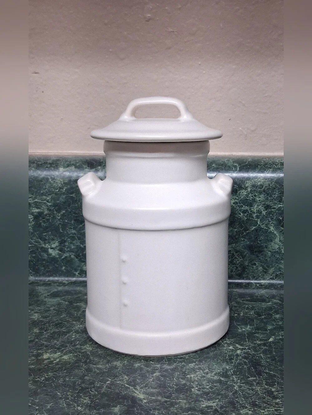 Vintage McCoy Pottery White Milk Can With Lid 330 **NICE **